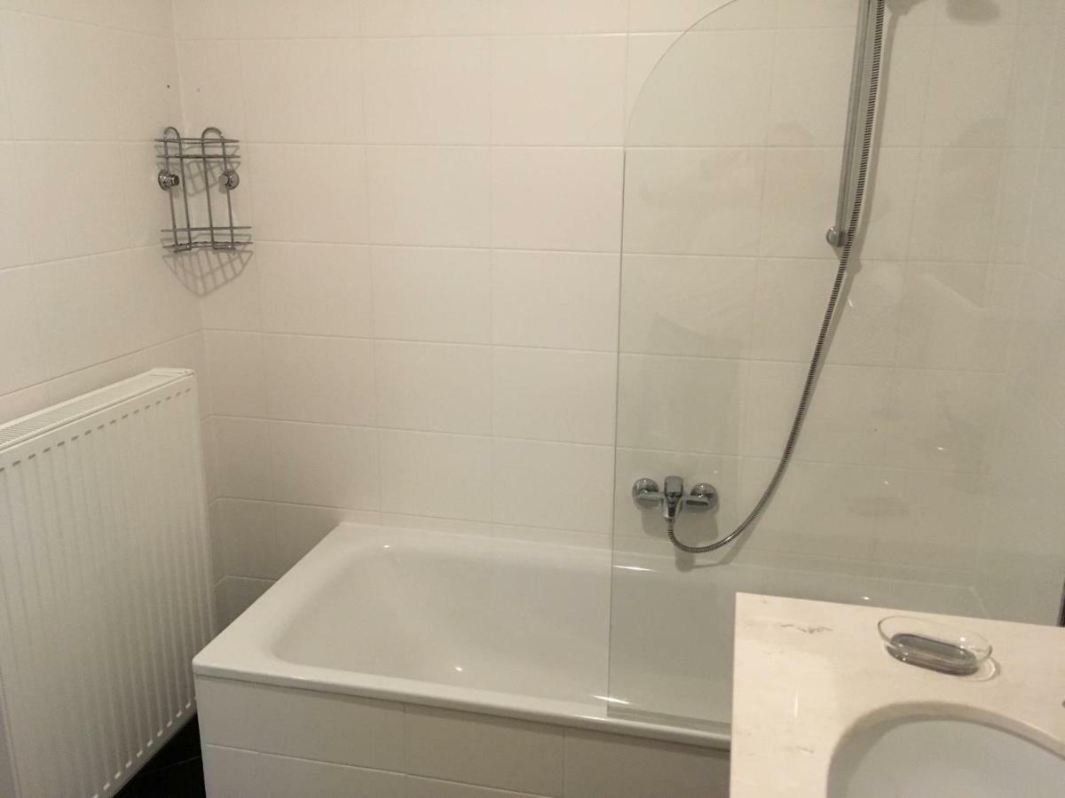 White Vintage Park View Apartment Vienna Luaran gambar