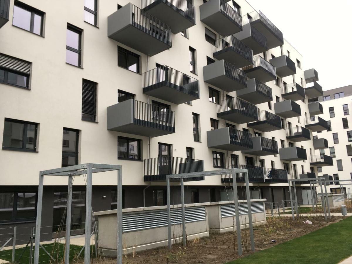 White Vintage Park View Apartment Vienna Luaran gambar