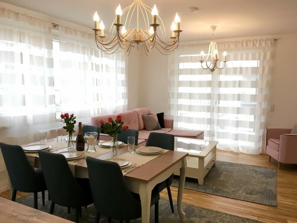 White Vintage Park View Apartment Vienna Luaran gambar