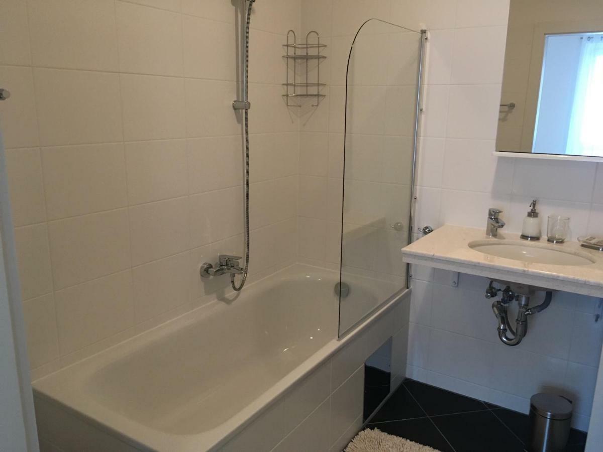 White Vintage Park View Apartment Vienna Luaran gambar