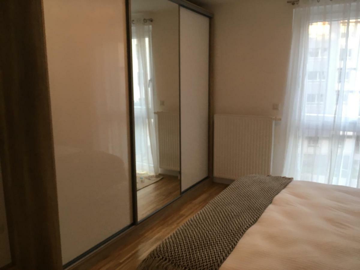 White Vintage Park View Apartment Vienna Luaran gambar