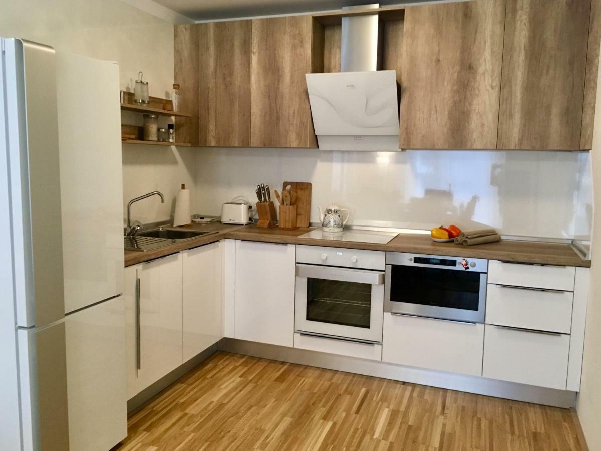 White Vintage Park View Apartment Vienna Luaran gambar